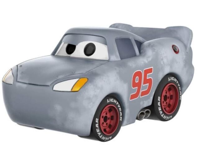 Lightning McQueen - Cars vinyl figure collectible [Barcode 889698141796] - Main Image 3