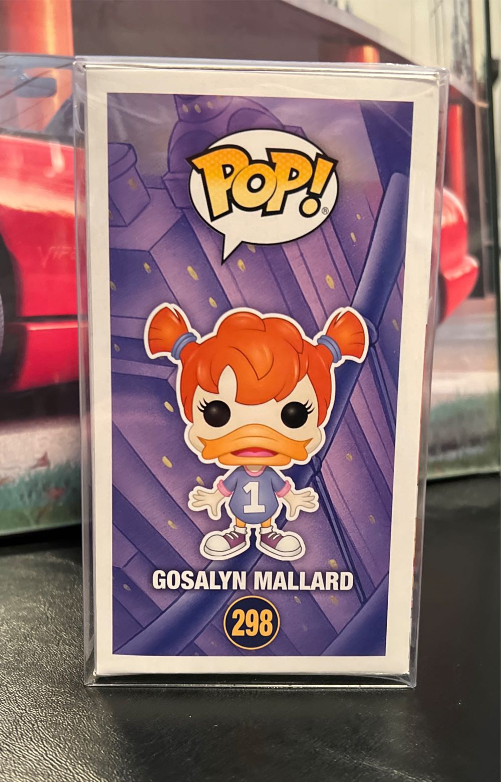 Gosalyn Mallard - Disney vinyl figure collectible [Barcode 889698136082] - Main Image 4
