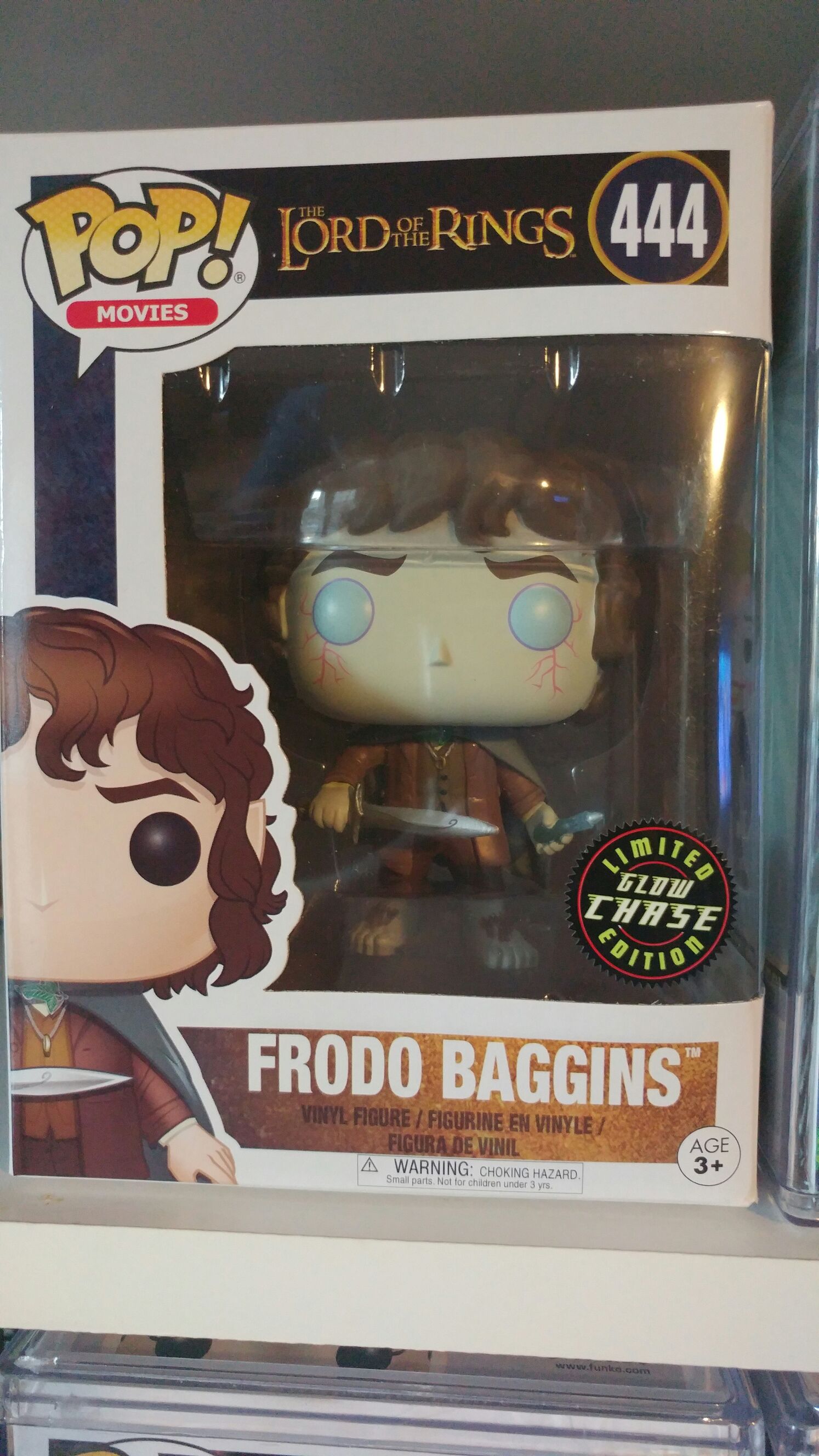 Frodo Baggins - The Lord of the Rings vinyl figure collectible [Barcode 889698135511] - Main Image 2