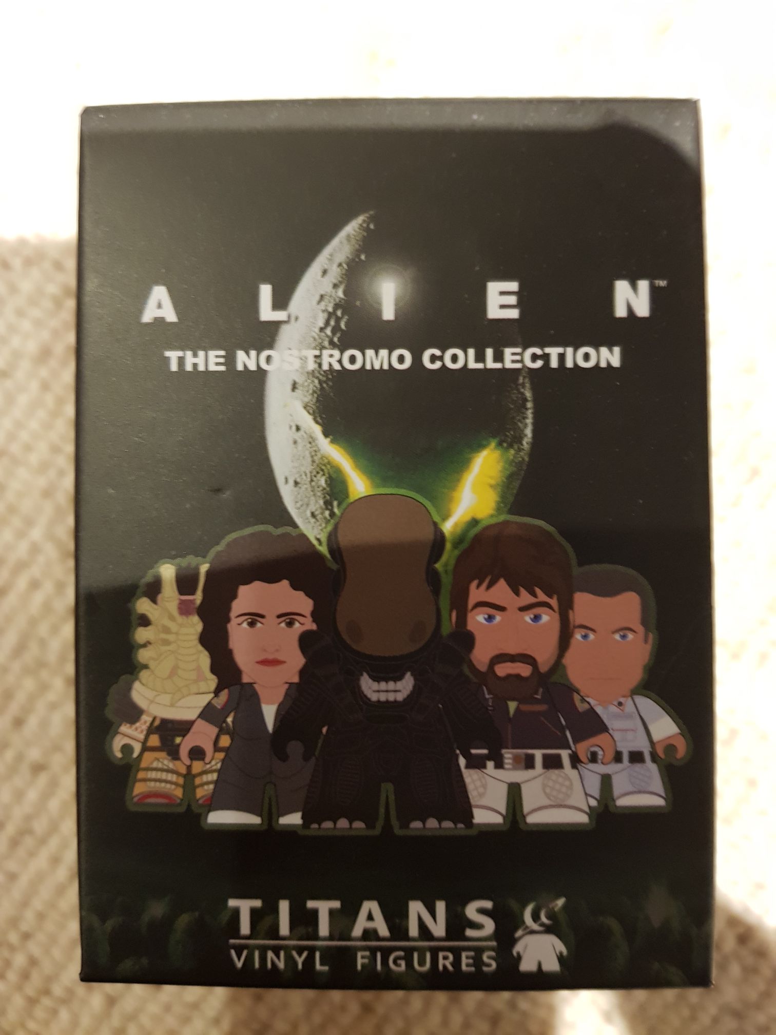 Alien Titans Nostromo Collection  vinyl figure collectible [Barcode 5052473050872] - Main Image 2