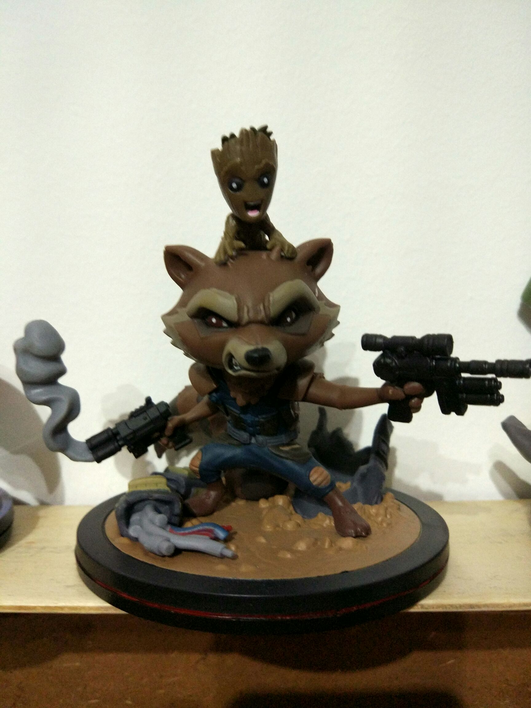 Aladdin & Abu With Magic Carpet