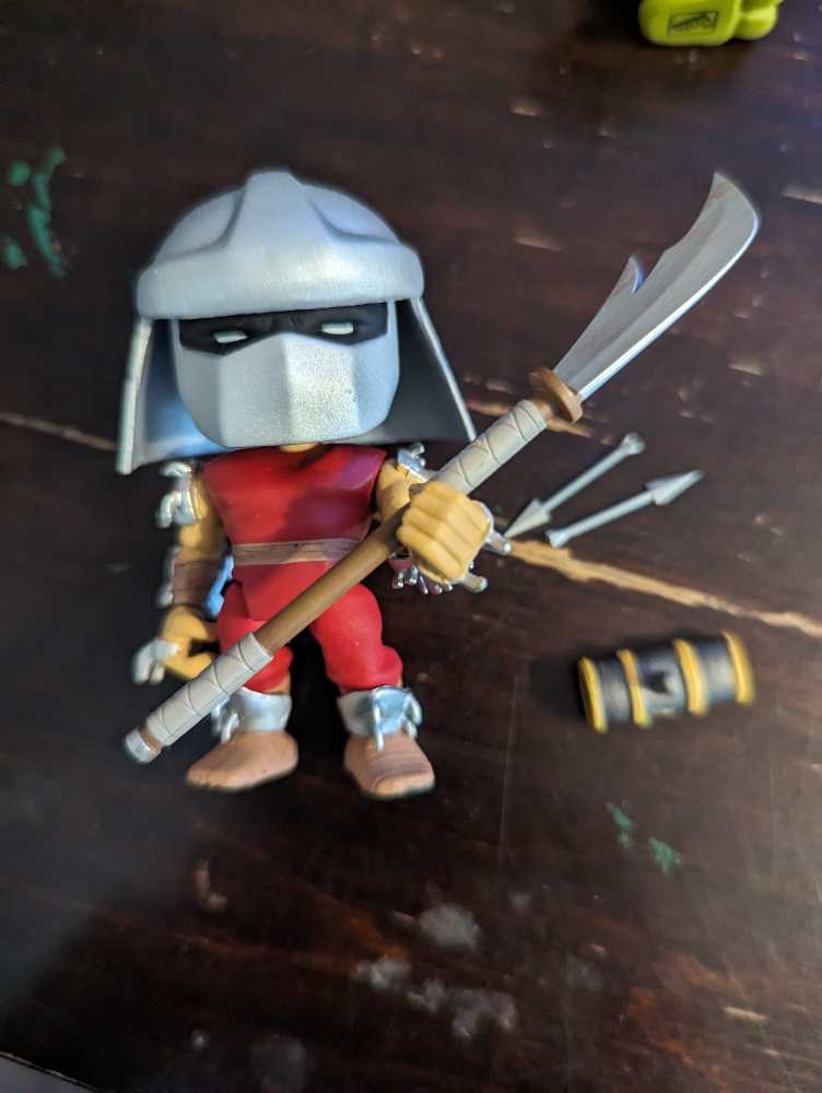 TMNT - Action Vinyl: Shredder - Teenage Mutant Ninja Turtles vinyl figure collectible - Main Image 3