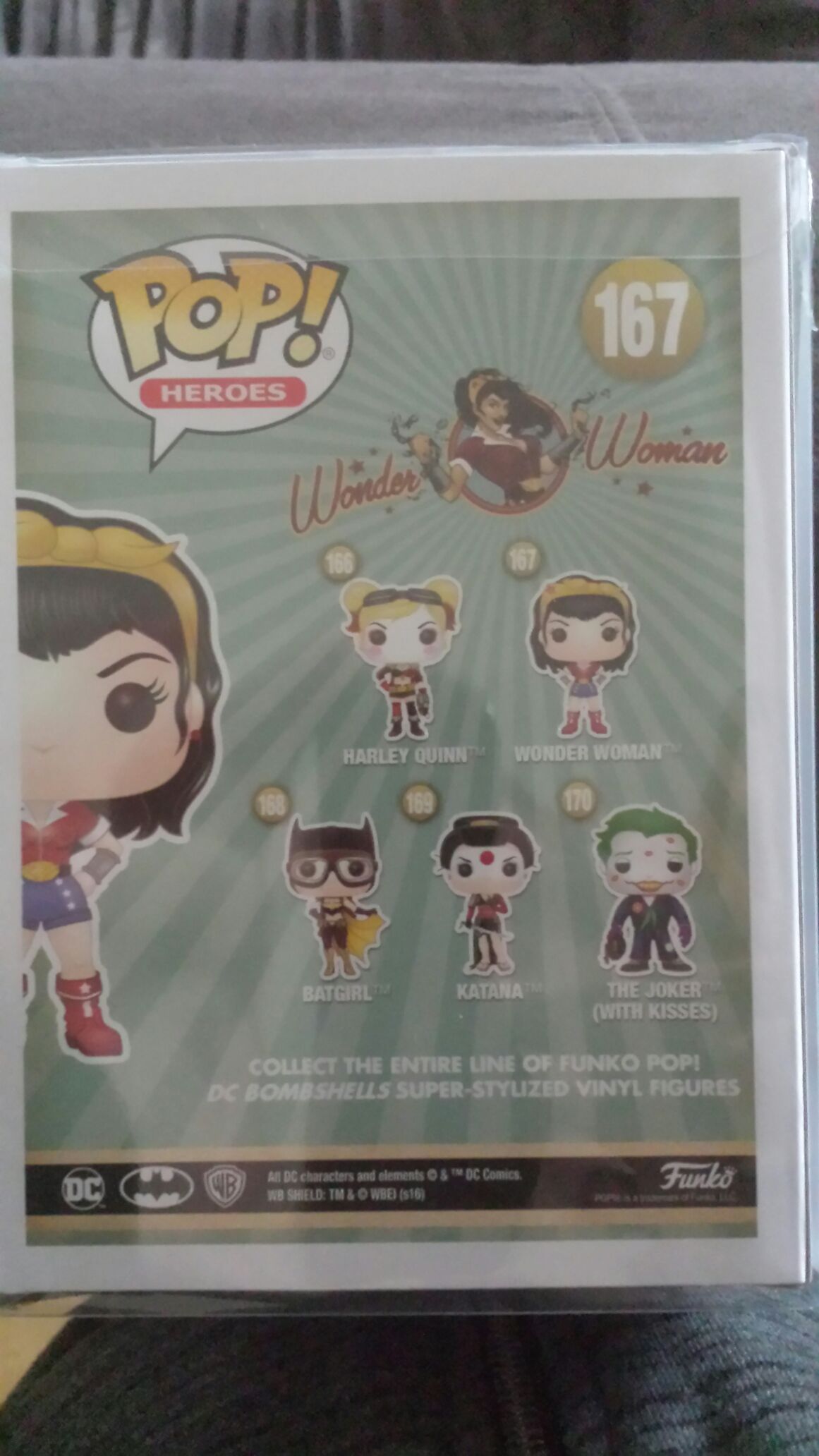 Wonder Woman  vinyl figure collectible - Main Image 2