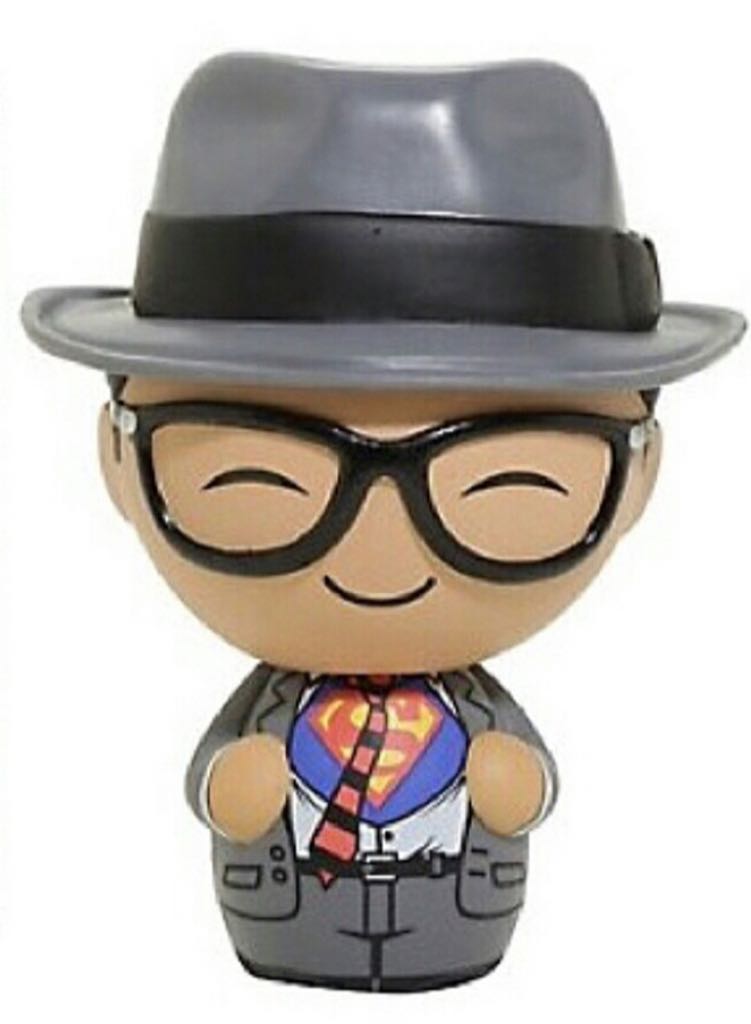 Clark Kent Dorbz  vinyl figure collectible [Barcode 889698142731] - Main Image 2