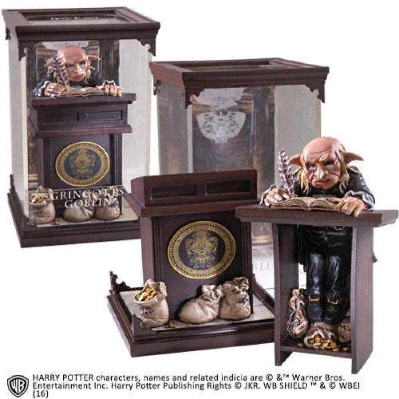 Harry Potter Magical Creatures - Gringotts Goblin   vinyl figure collectible [Barcode 849241003414] - Main Image 2