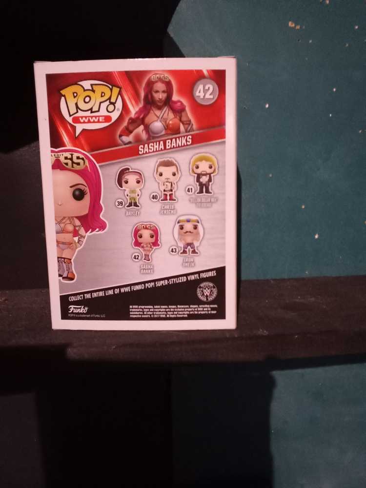 Sasha Banks - WWE vinyl figure collectible [Barcode 889698142557] - Main Image 3