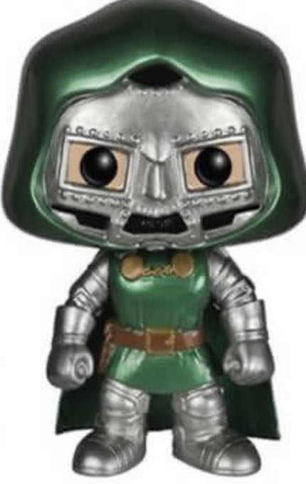 Dr. Doom (Metallic) $610 - Marvel Universe vinyl figure collectible [Barcode 11127765] - Main Image 2