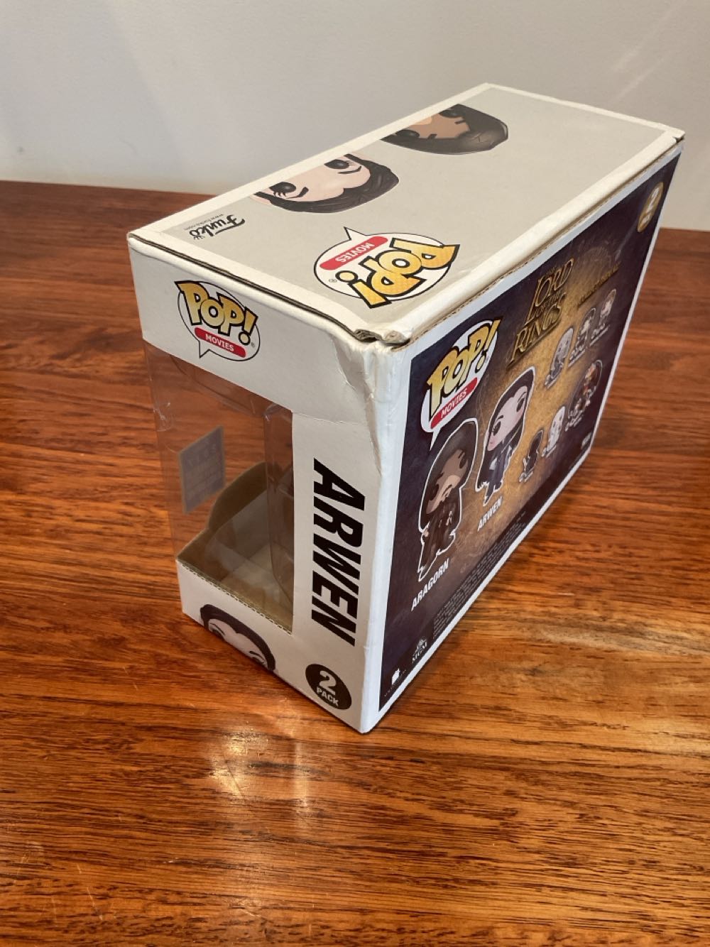 Aragorn & Arwen 2-Pack - The Lord of the Rings vinyl figure collectible [Barcode 889698135580] - Main Image 3