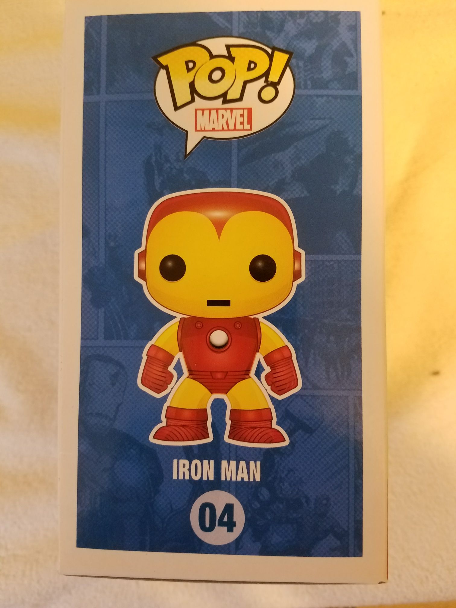 Iron Man - Marvel Universe vinyl figure collectible - Main Image 2