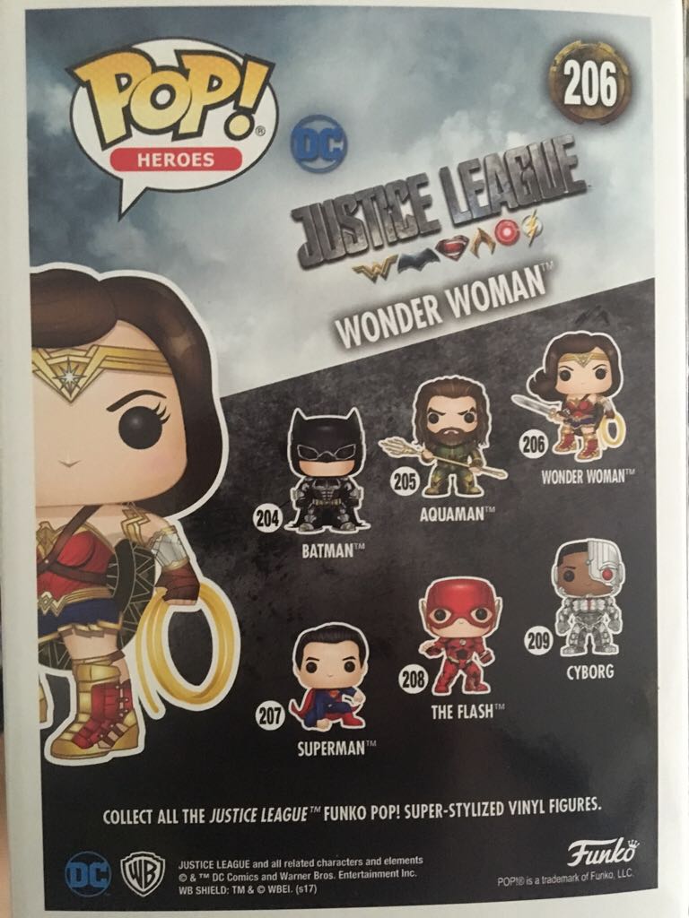Justice League: Wonder Woman  vinyl figure collectible - Main Image 2