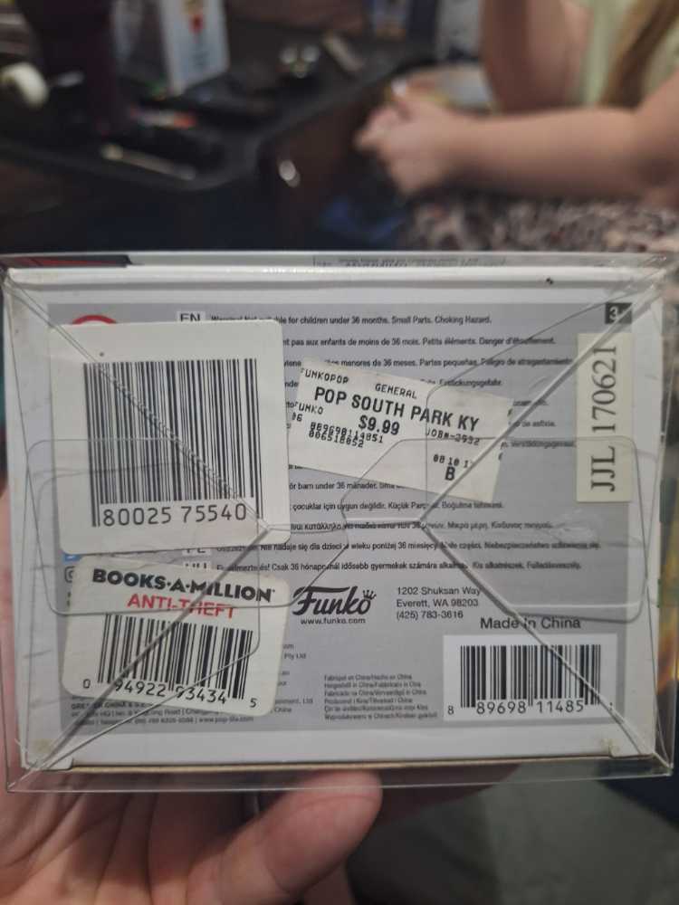 South Park: Kyle - South Park vinyl figure collectible [Barcode 889698114851] - Main Image 4