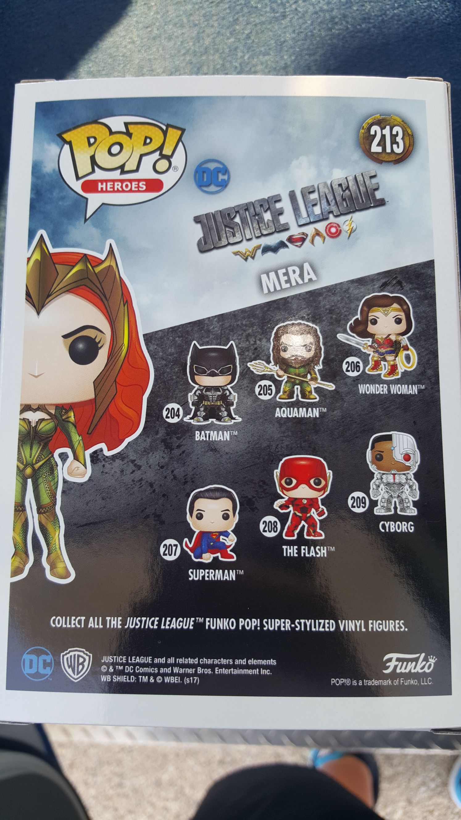 Justice League Mera  vinyl figure collectible - Main Image 2
