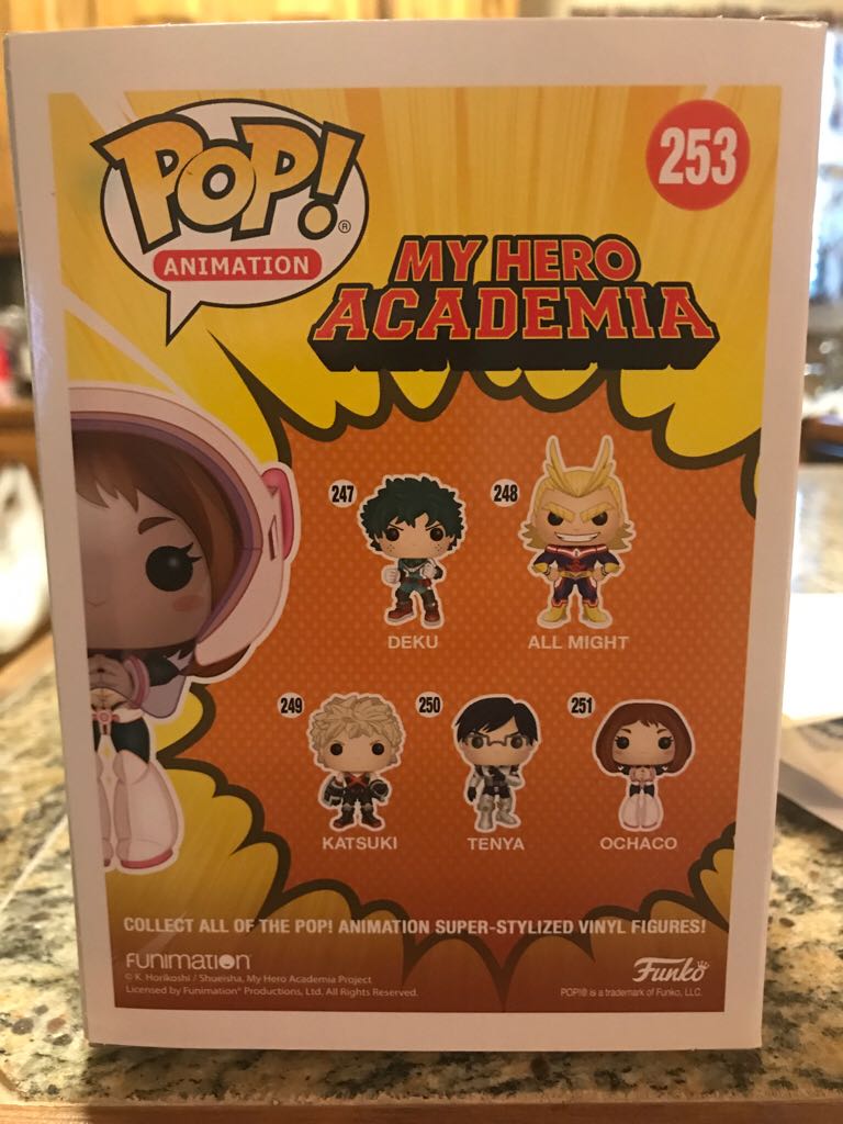 Ochaco (Masked)  vinyl figure collectible - Main Image 2