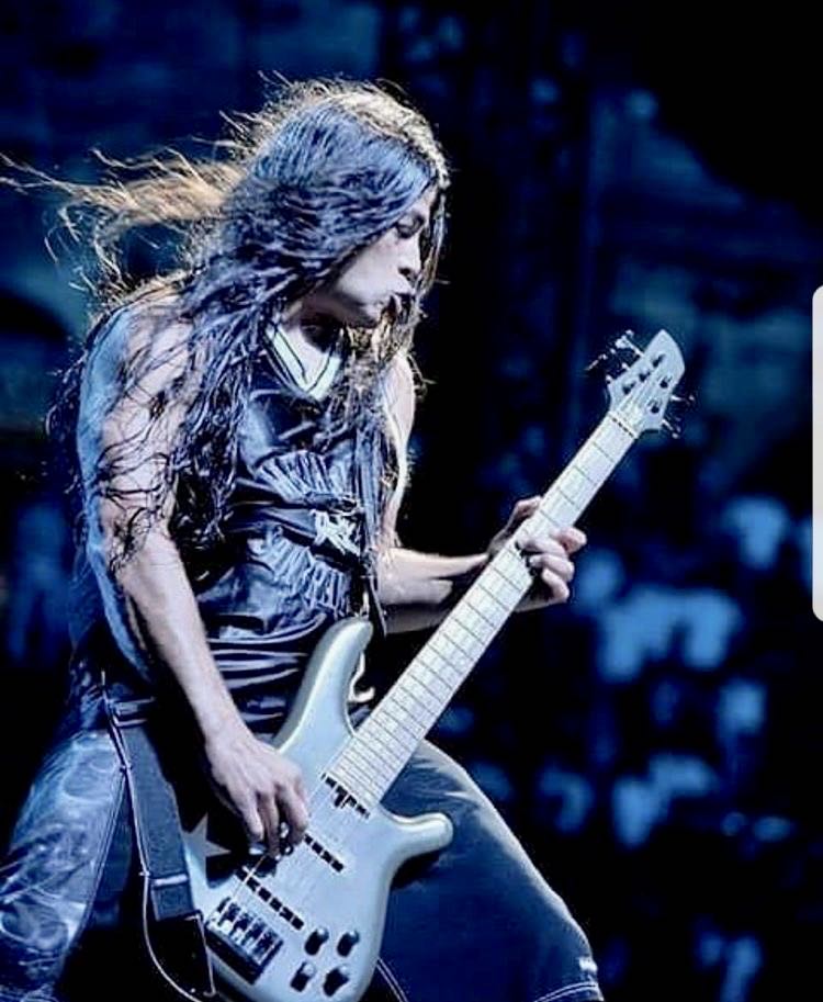 Robert Trujillo - Musicians vinyl figure collectible [Barcode 889698138093] - Main Image 4