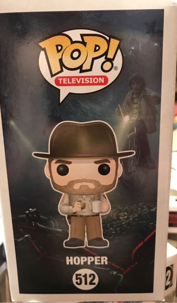 Hopper - Stranger Things vinyl figure collectible - Main Image 2