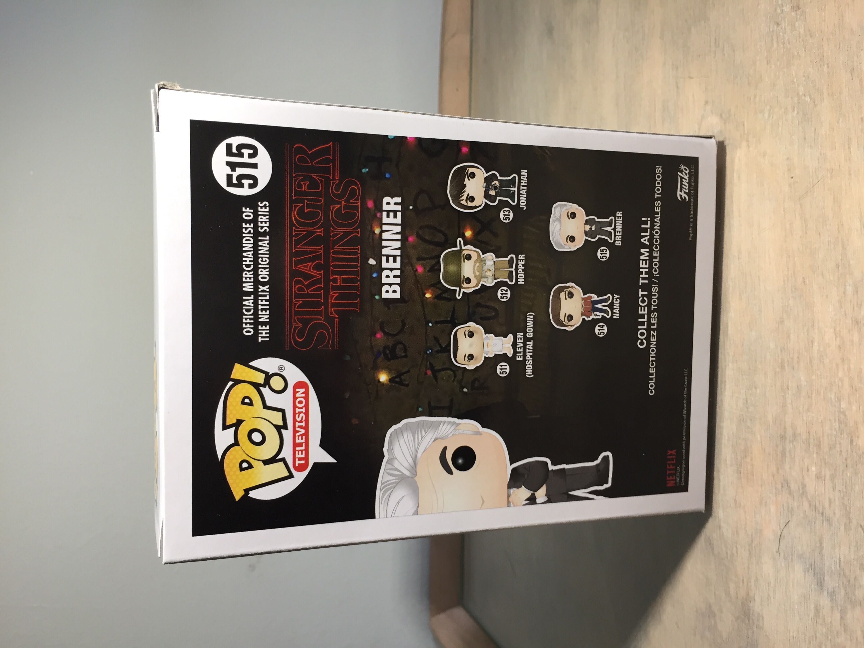 Brenner - Stranger Things vinyl figure collectible [Barcode 889698144292] - Main Image 4