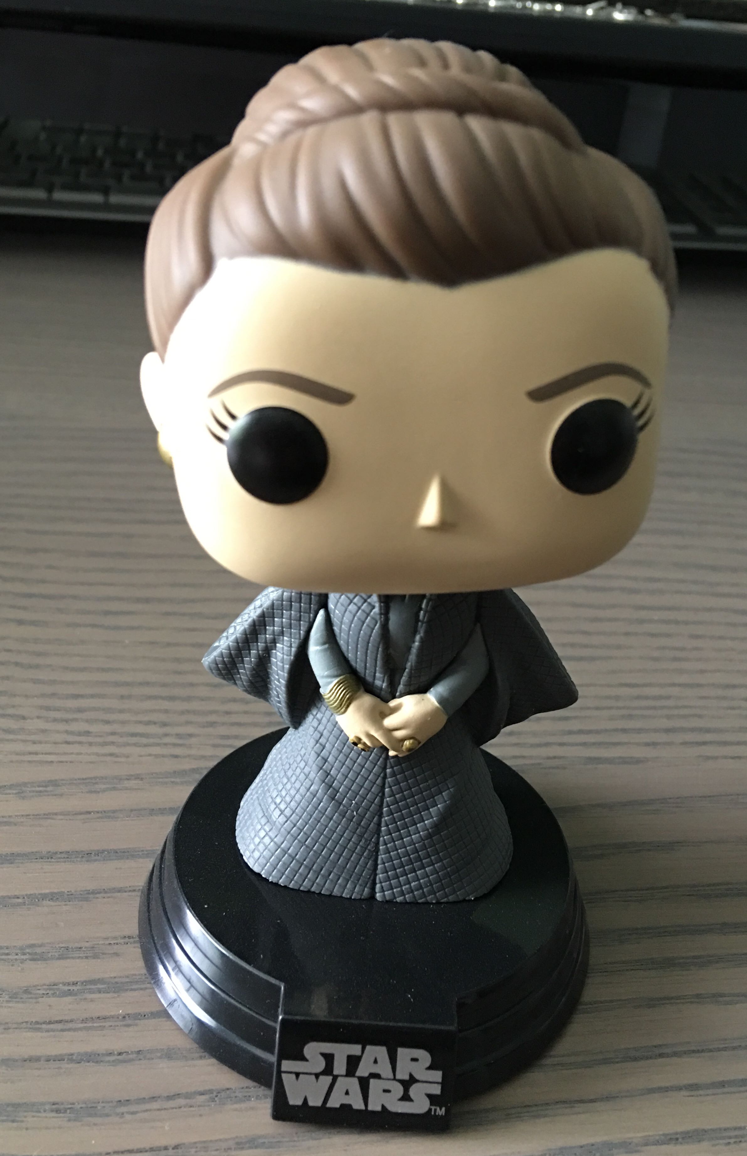 Star Wars #218 Princess Leia - Star Wars vinyl figure collectible [Barcode 889698224161] - Main Image 3