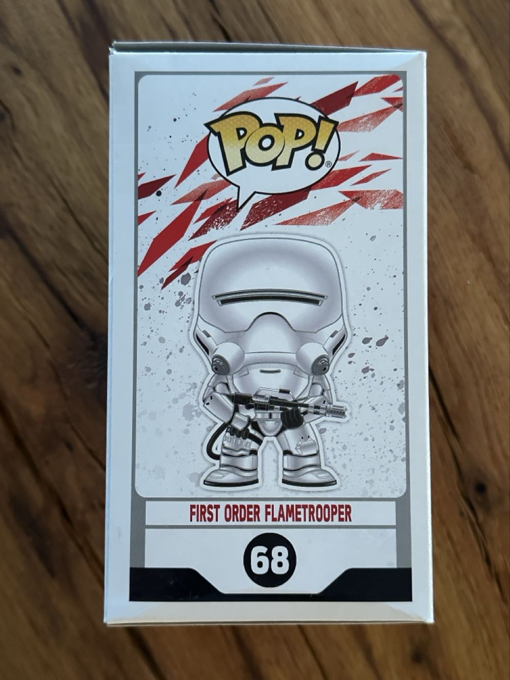 First Order Flametrooper (The Last Jedi) - Star Wars vinyl figure collectible [Barcode 889698147408] - Main Image 3