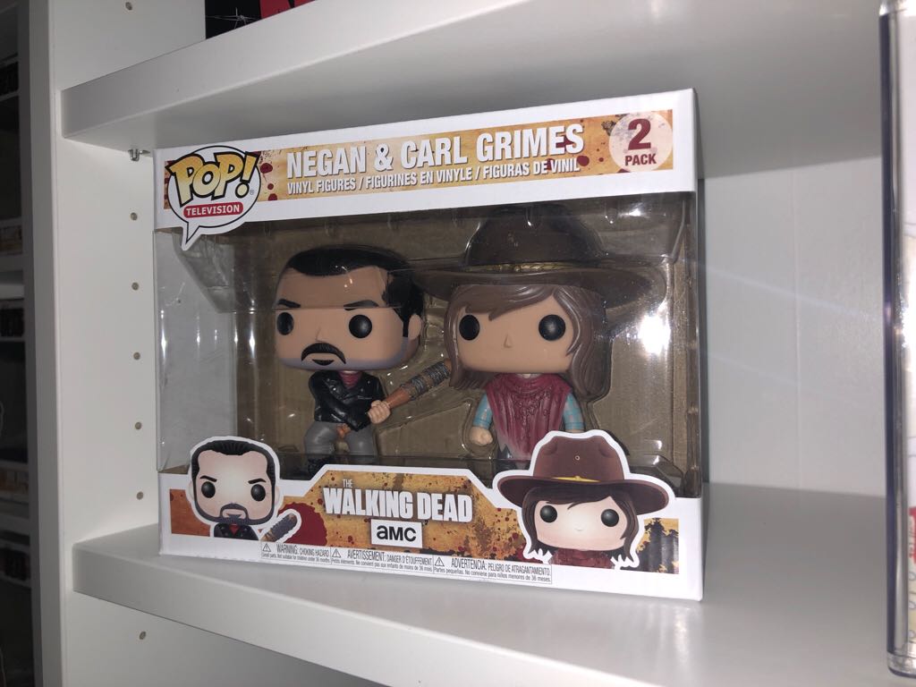 Negan & Carl Grimes TWD #2 - The Walking Dead vinyl figure collectible [Barcode 889698215343] - Main Image 2