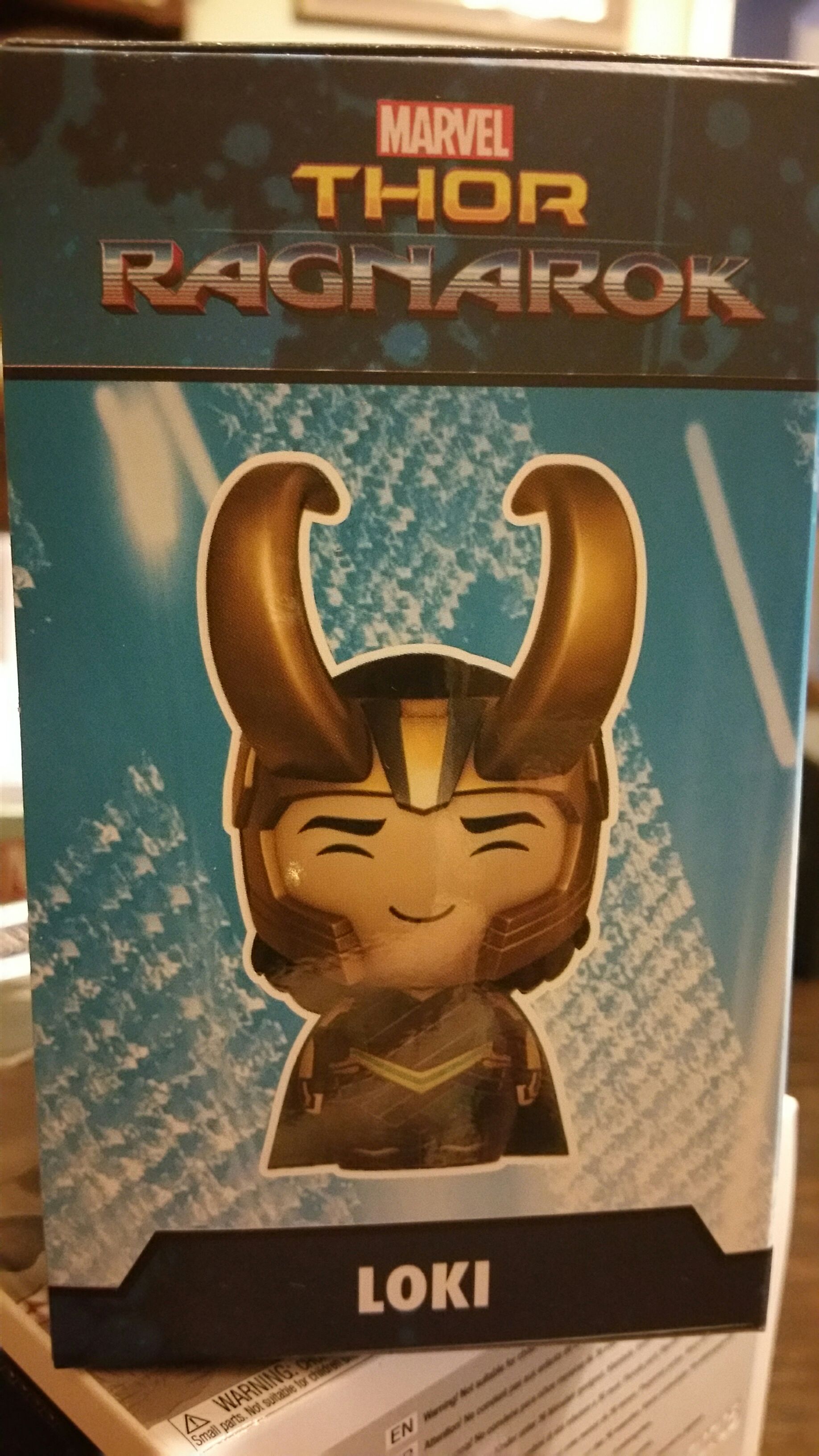 Loki  vinyl figure collectible [Barcode 889698205573] - Main Image 2
