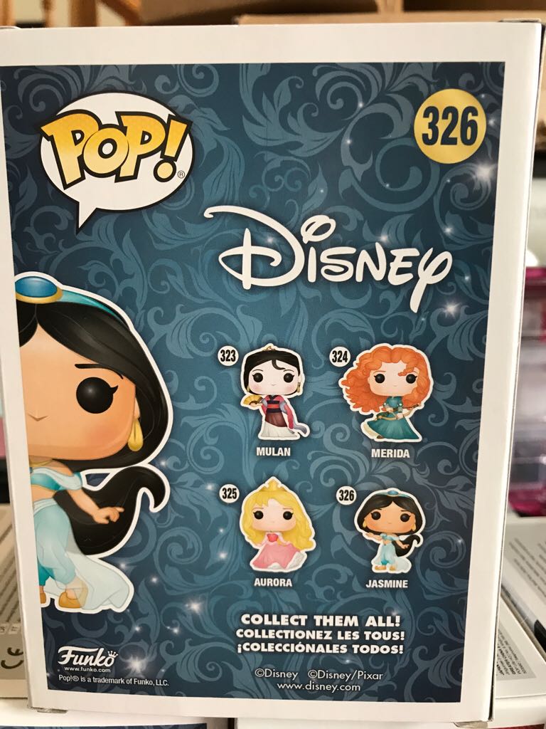 Jasmine - Aladdin vinyl figure collectible [Barcode 889698212151] - Main Image 2