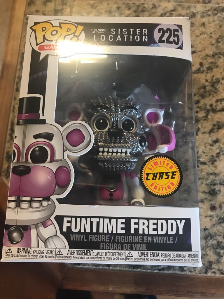Funtime Freddy (SL) - Five Nights at Freddy’s vinyl figure collectible [Barcode 889698137300] - Main Image 2