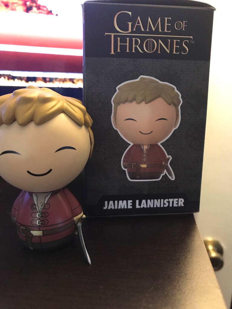 Jaime Lannister - Games of Thrones vinyl figure collectible [Barcode 889698142182] - Main Image 2