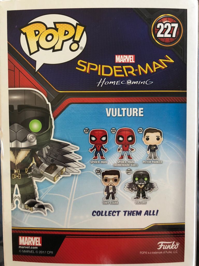 Vulture  vinyl figure collectible - Main Image 2