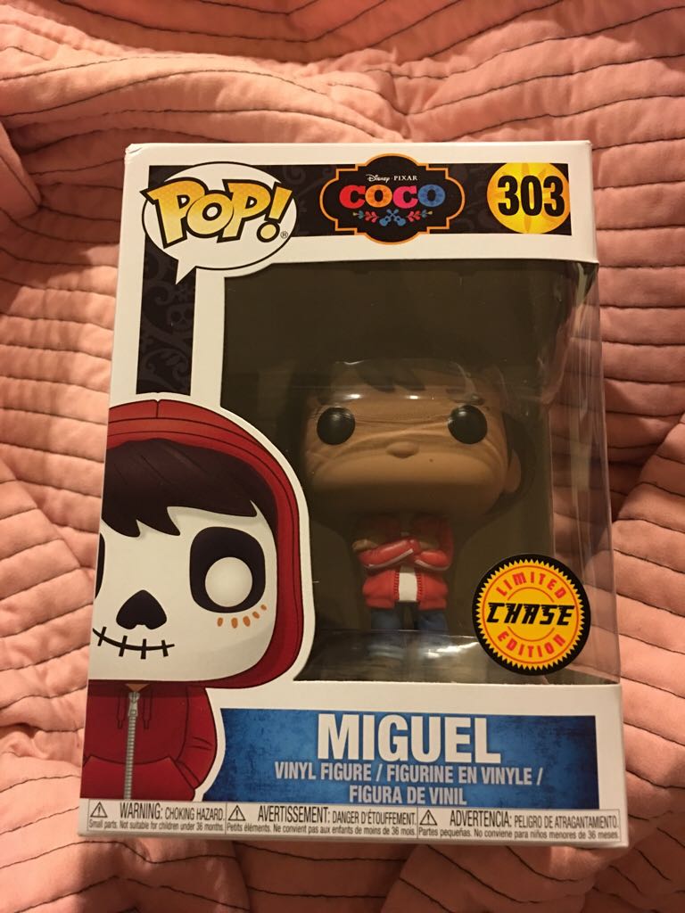 Miguel (Chase) - Coco vinyl figure collectible - Main Image 2