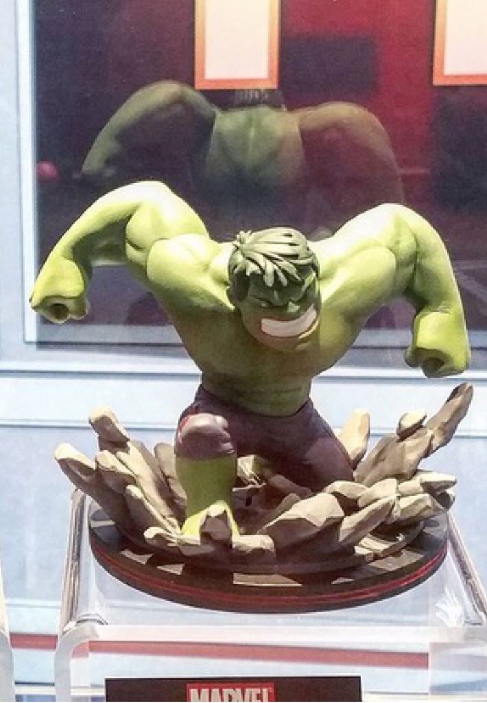 Hulk - (QFiG) By Quantum Mechanix - Marvel Universe vinyl figure collectible [Barcode 812095021934] - Main Image 2