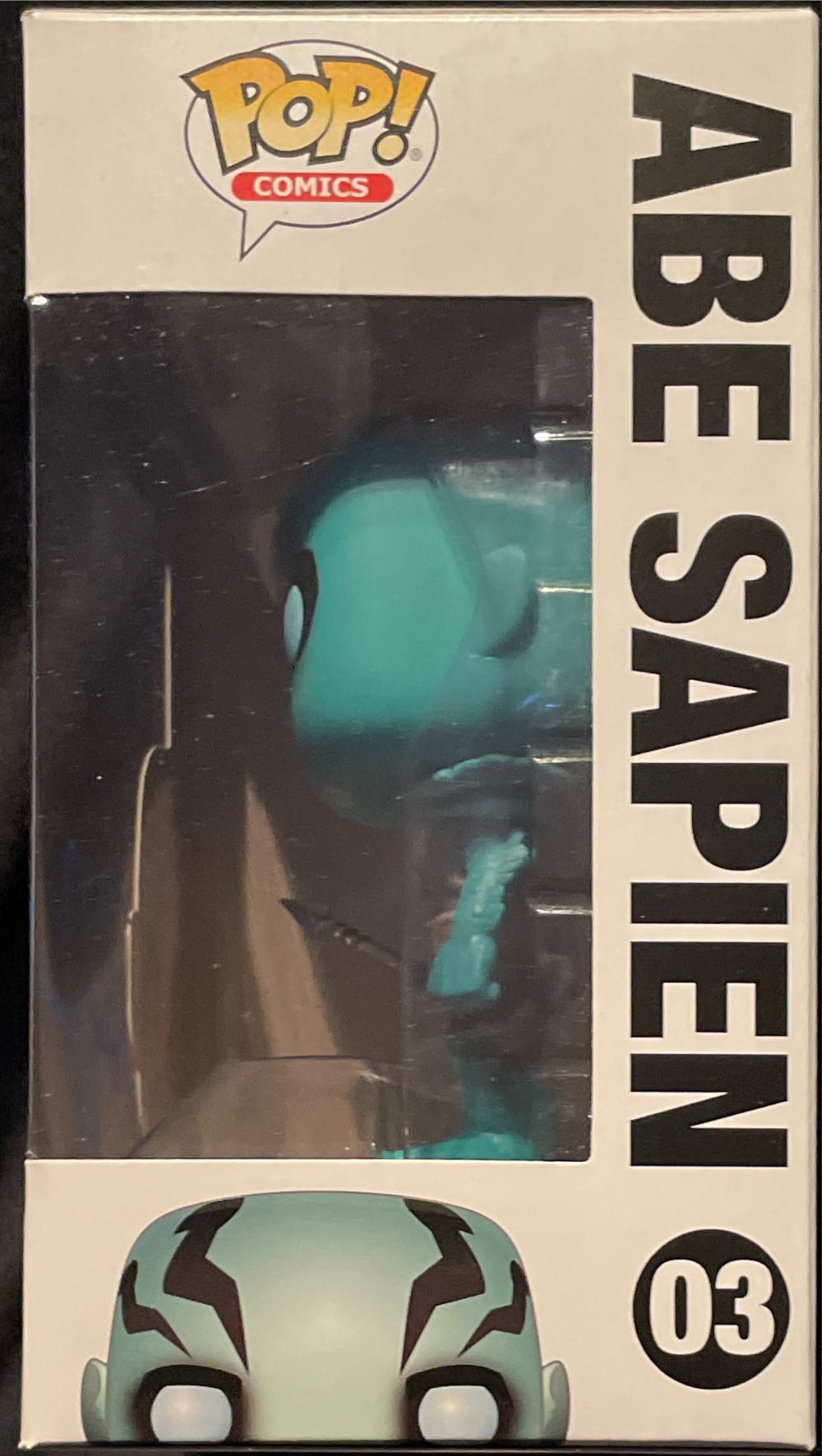 Abe Sapien  vinyl figure collectible [Barcode 889698227193] - Main Image 3