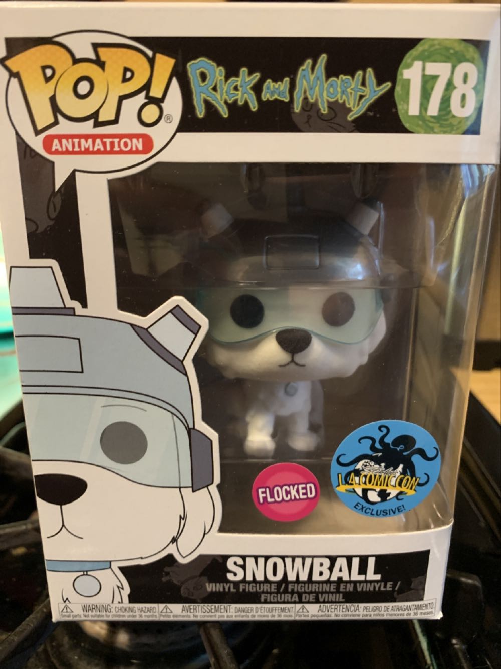 Snowball (Flocked) - Rick & Morty vinyl figure collectible [Barcode 889698245654] - Main Image 3