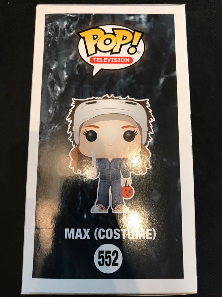 Max (Costume) - Stranger Things vinyl figure collectible - Main Image 2