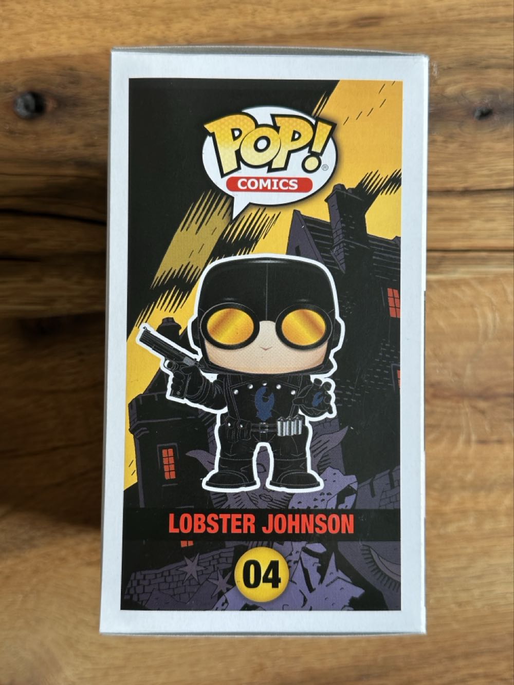Lobster Johnson  vinyl figure collectible [Barcode 889698233439] - Main Image 3