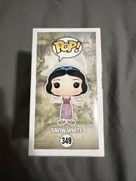 Snow White - Snow White vinyl figure collectible [Barcode 889698225052] - Main Image 3