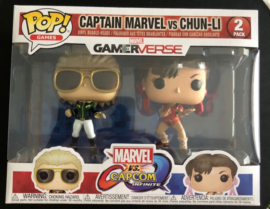 Captain Marvel Vs. Chun-Li - Marvel Universe vinyl figure collectible [Barcode 889698239783] - Main Image 2