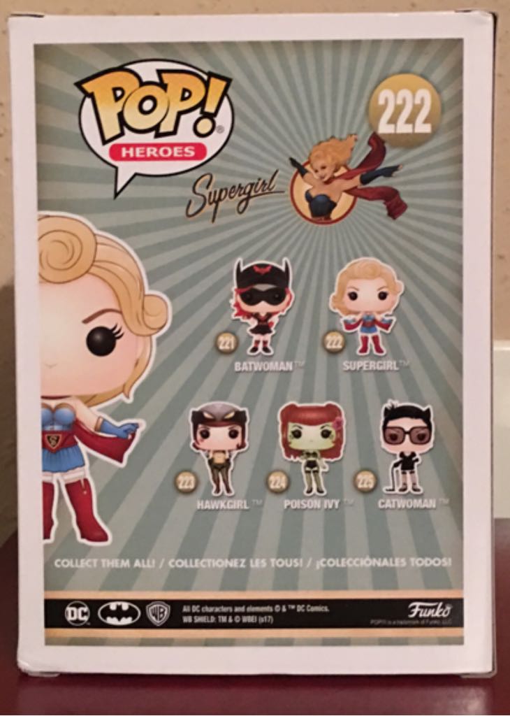 Supergirl - Comics Bombshells vinyl figure collectible [Barcode 889698228954] - Main Image 2