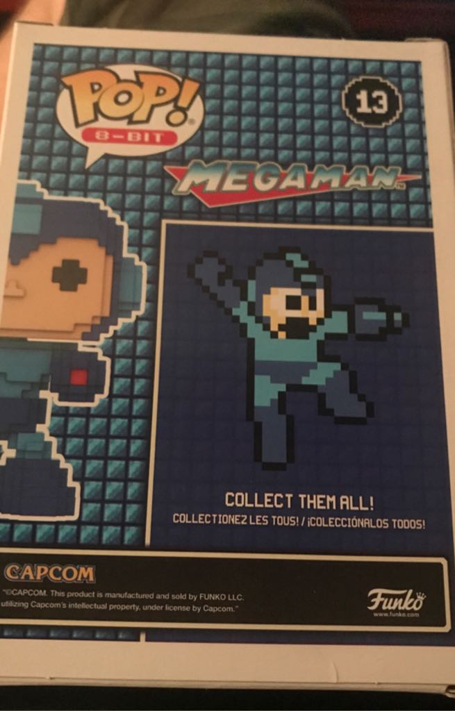 Mega Man  vinyl figure collectible [Barcode 889698228572] - Main Image 2