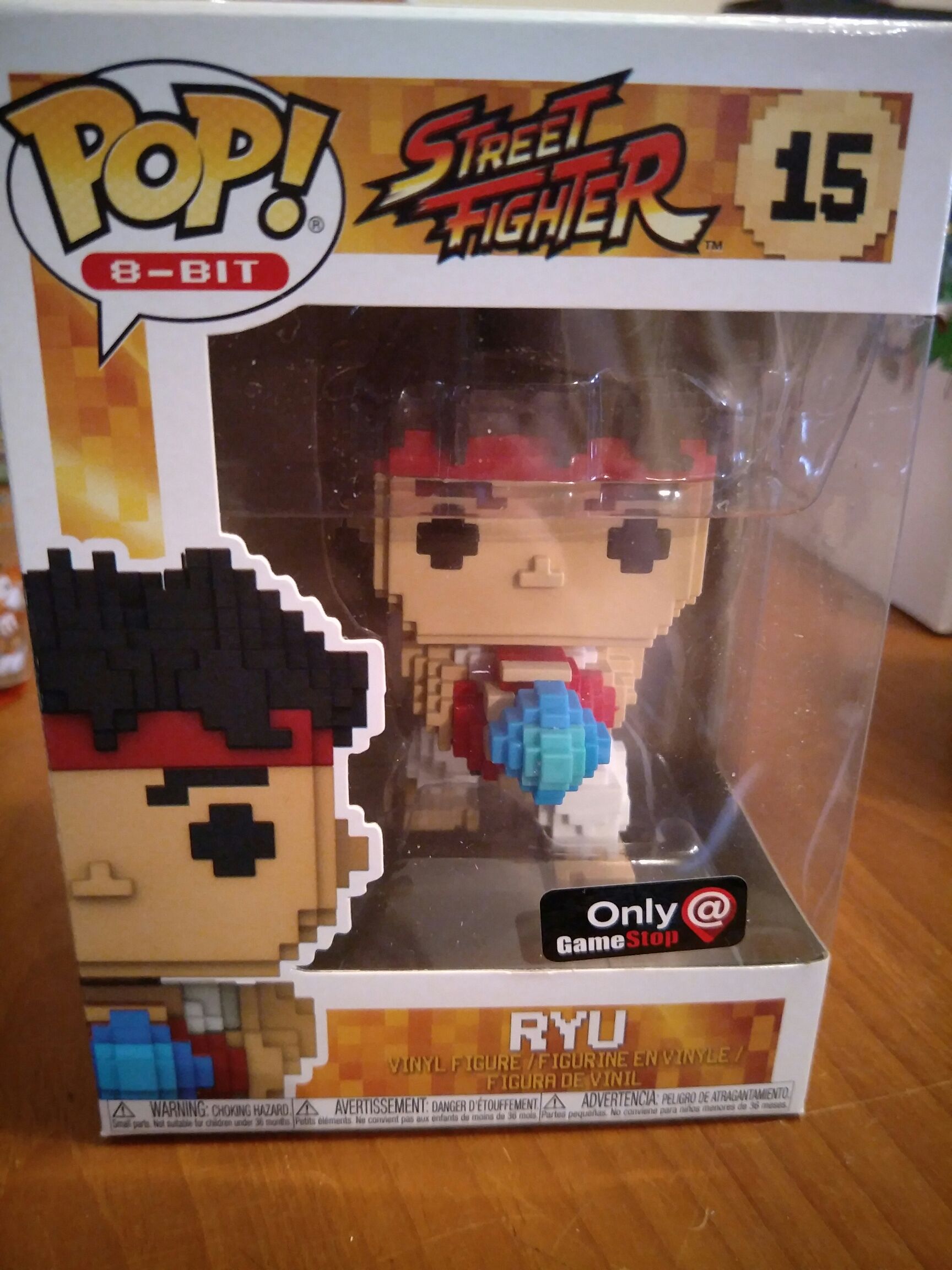 Street Fighter: Ryu (8-Bit)  vinyl figure collectible [Barcode 889698228626] - Main Image 2