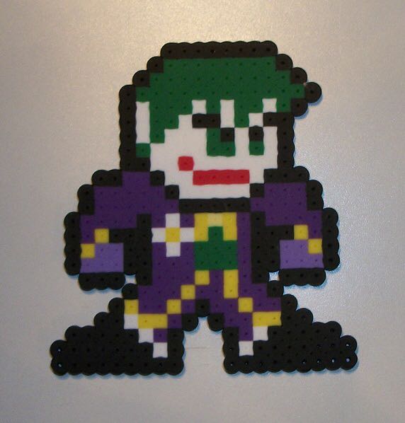 Joker #11 8-Bit - Batman vinyl figure collectible [Barcode 889698228381] - Main Image 2