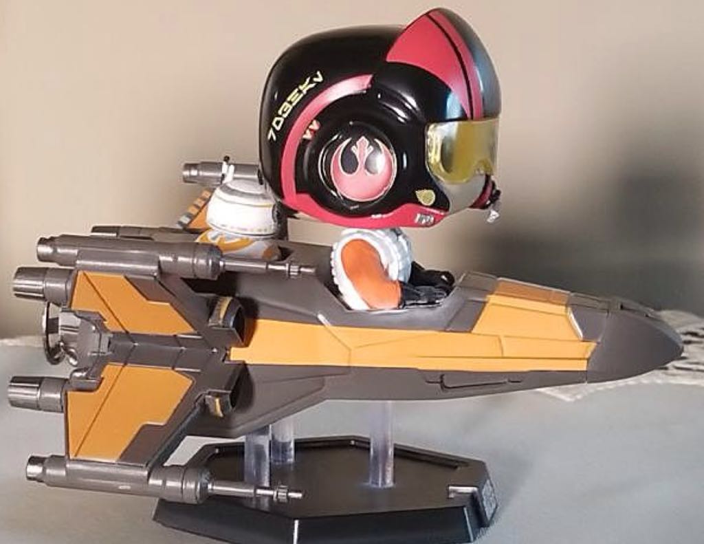 Poe Dameron With X-Wing #227 - Star Wars vinyl figure collectible - Main Image 2