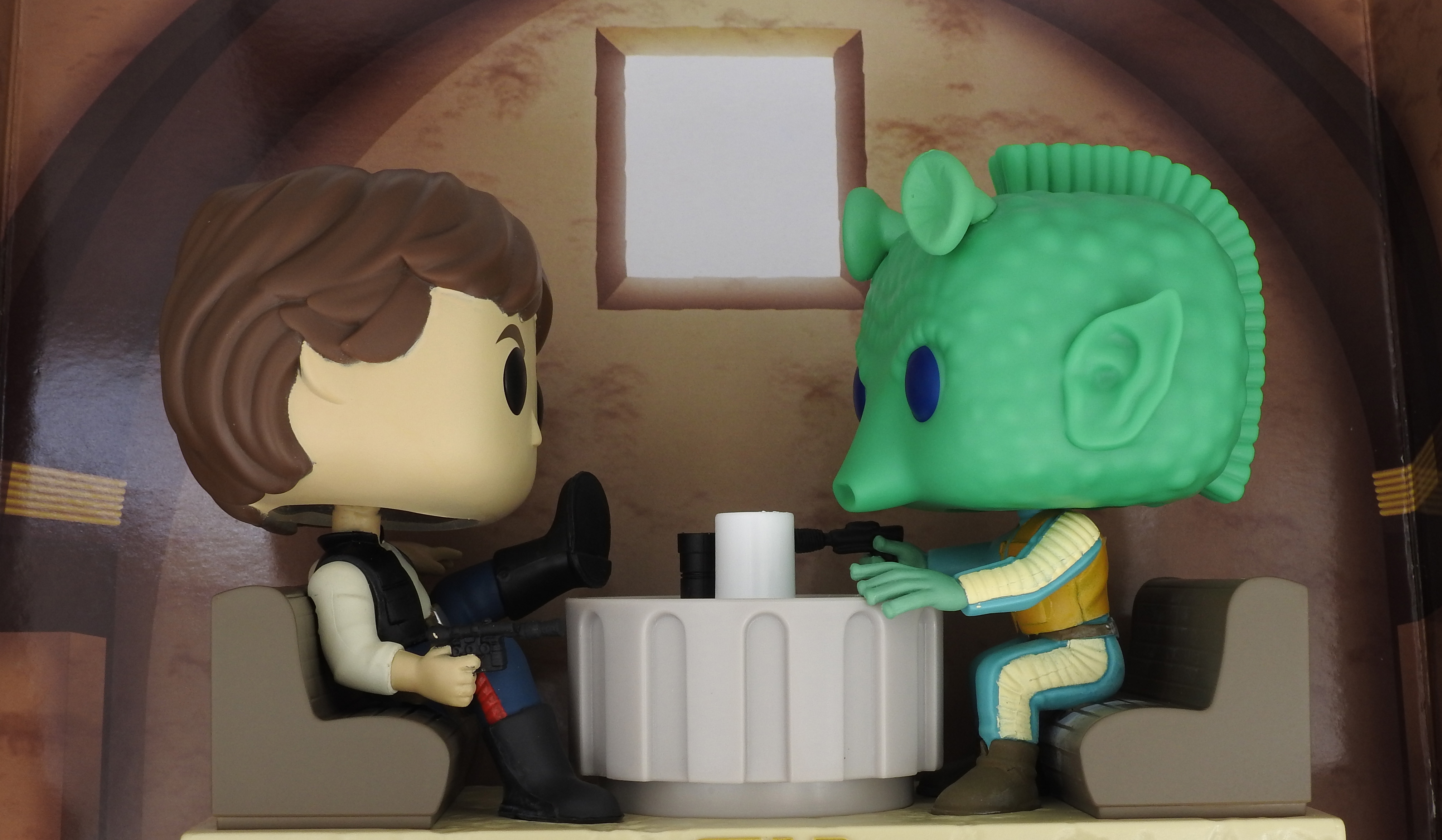 Cantina Faceoff  vinyl figure collectible - Main Image 2