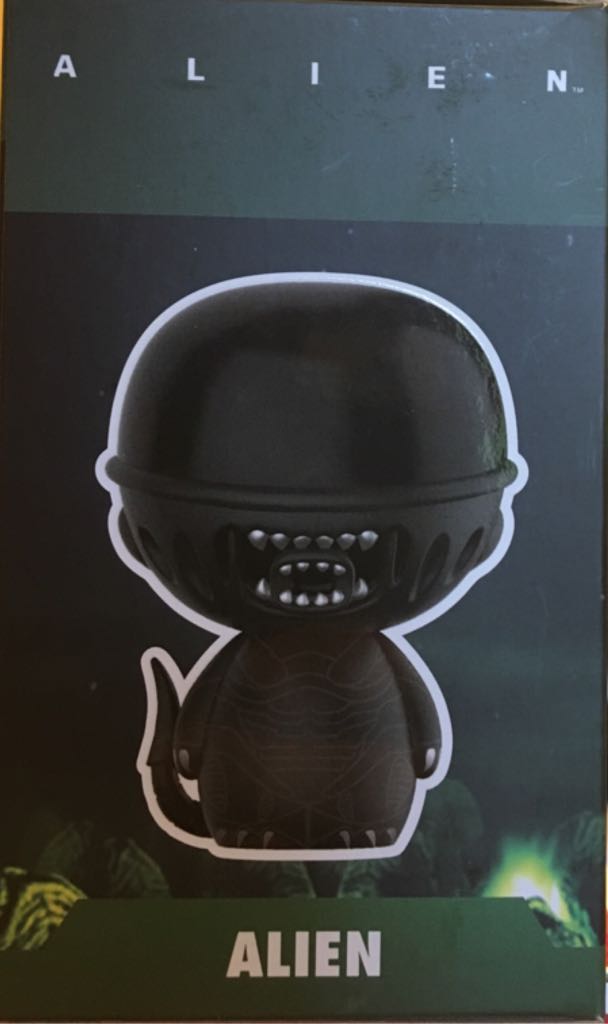Tron - Tron vinyl figure collectible [Barcode 889698113168] - Main Image 2