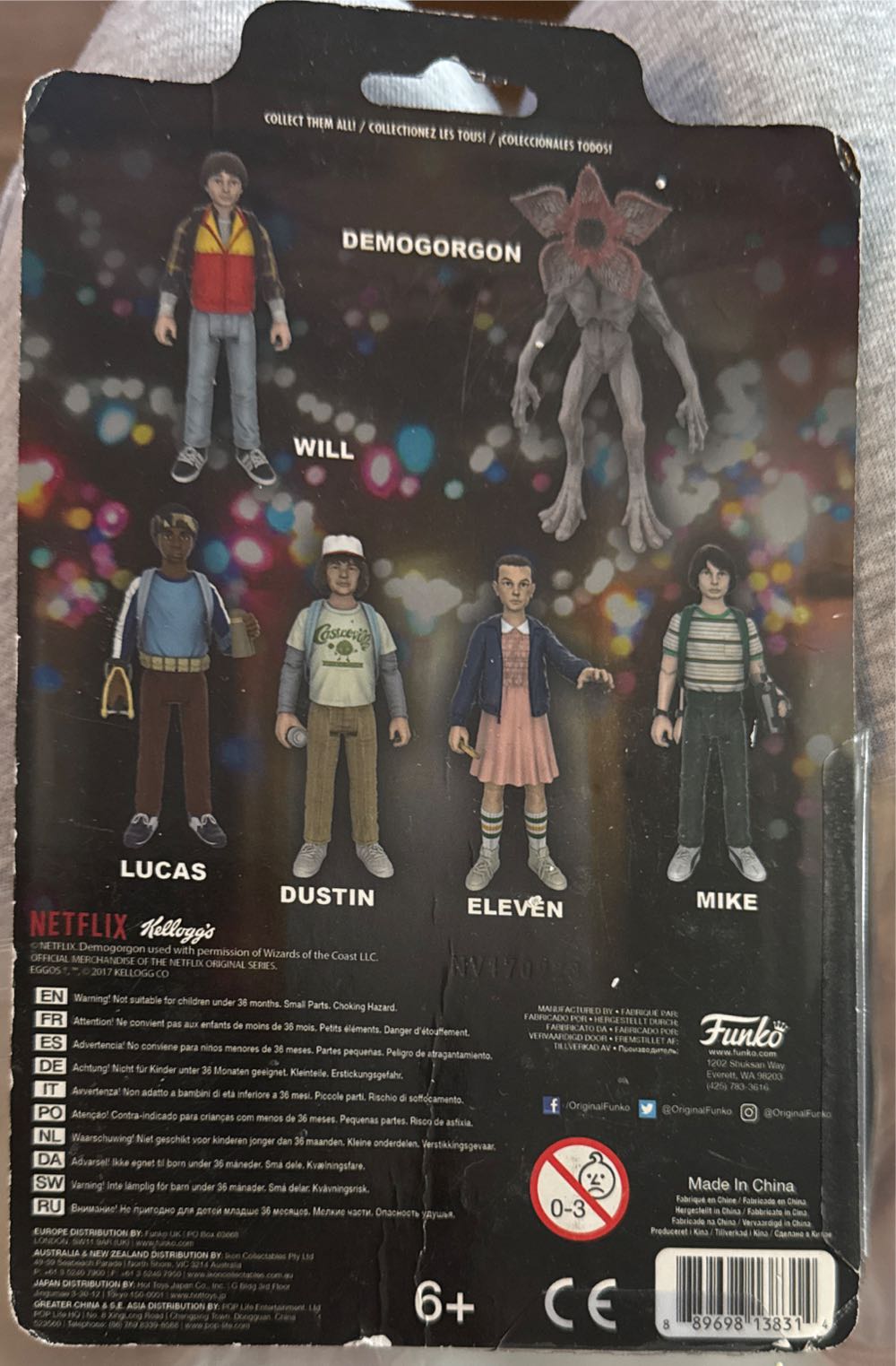 Eleven  Stranger Things with Ego - Stranger Things vinyl figure collectible [Barcode 889698138314] - Main Image 2