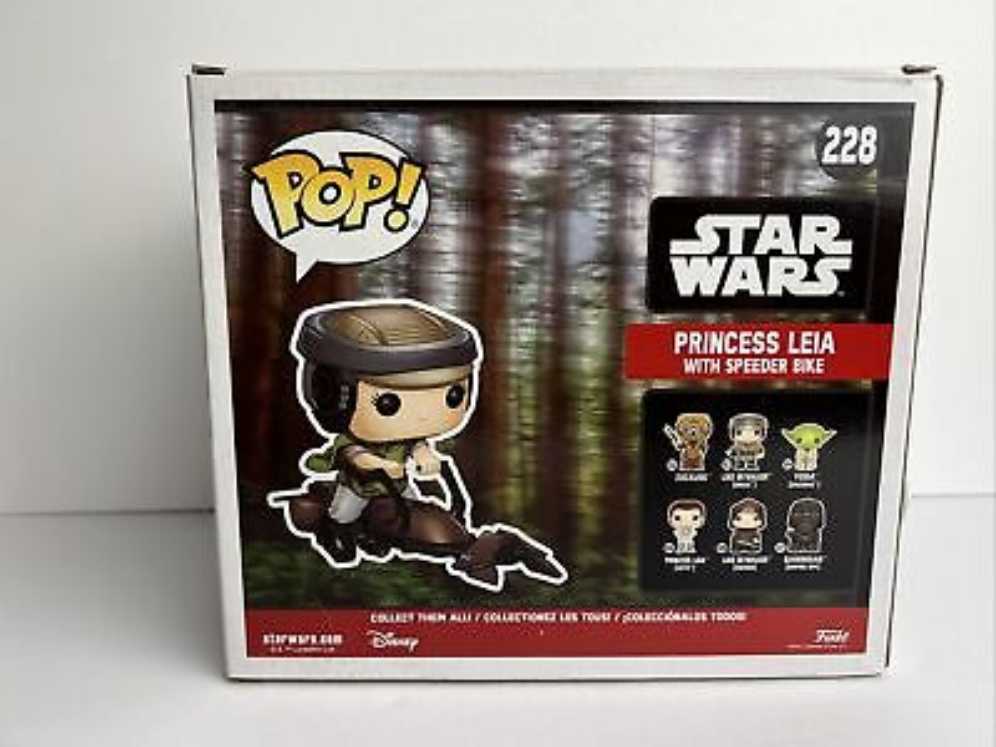 Princess Leia With Speeder Bike - Star Wars vinyl figure collectible - Main Image 4
