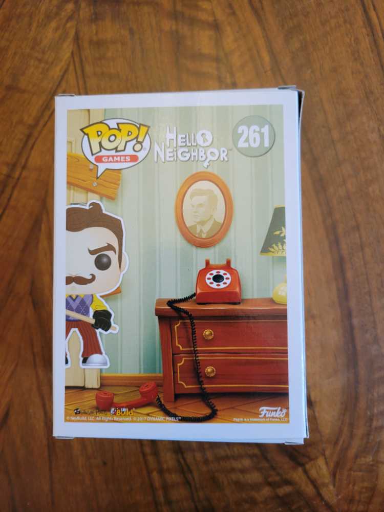 The Neighbor - Hello Neighbor vinyl figure collectible [Barcode 889698245364] - Main Image 2