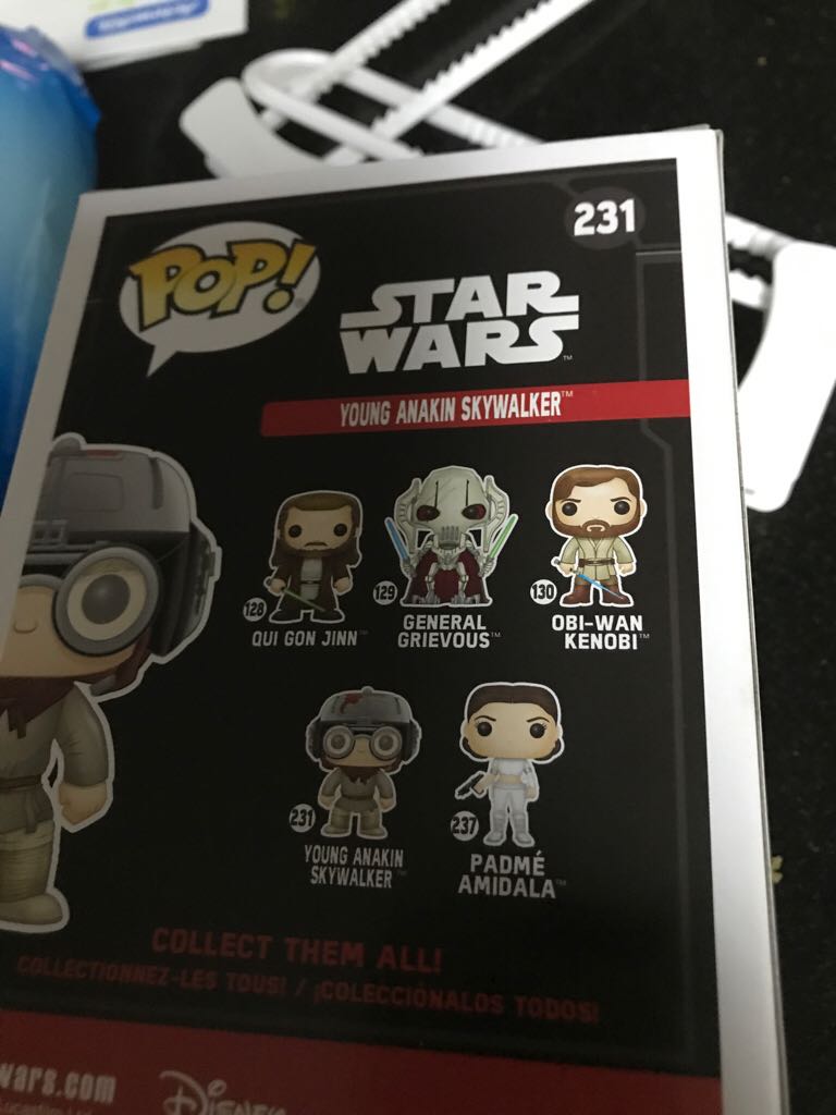 Anakin Skywalker (Young) - Star Wars vinyl figure collectible [Barcode 889698147989] - Main Image 2