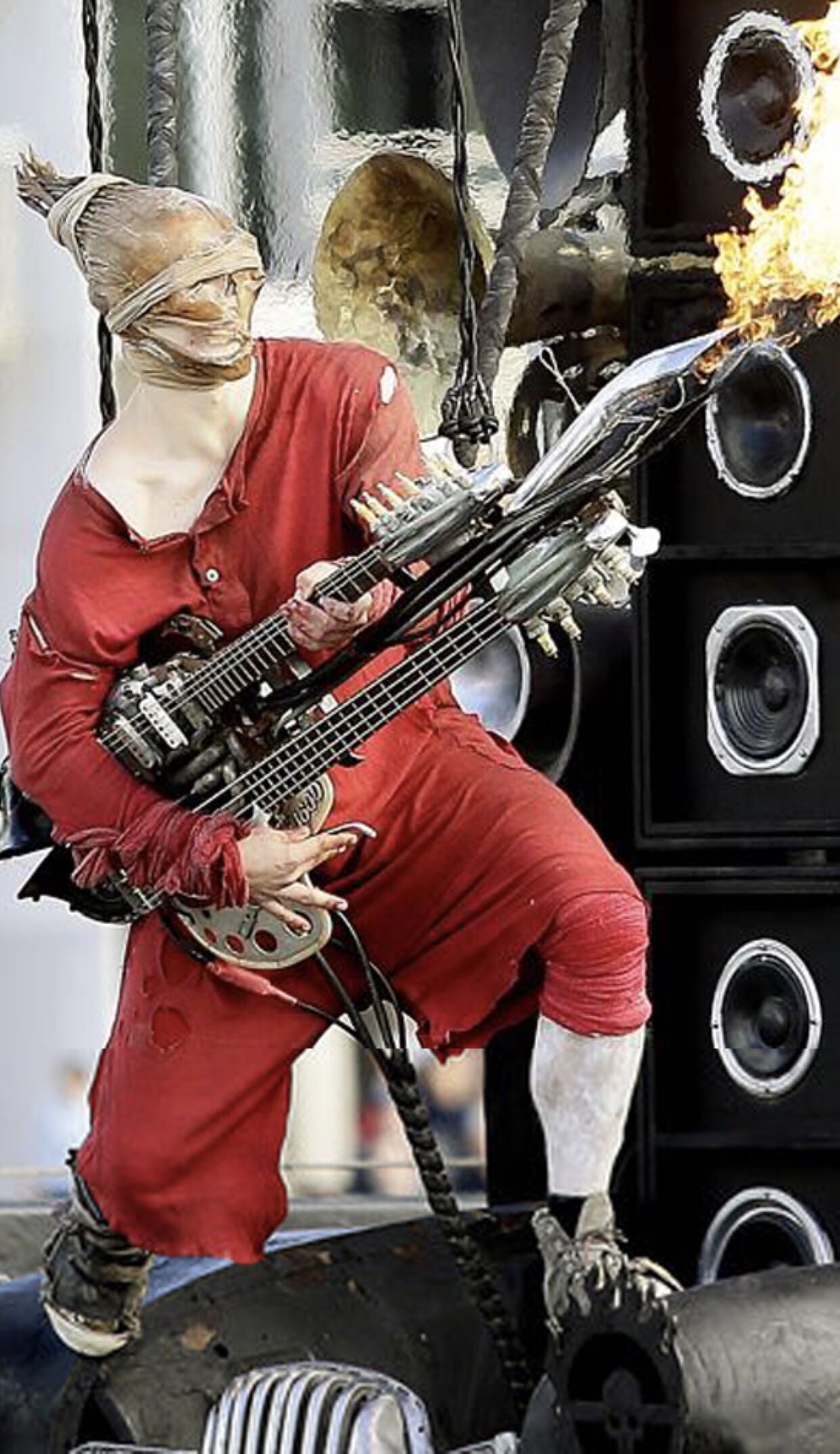 Mad Max #516 Coma-Doof Warrior  vinyl figure collectible [Barcode 889698280297] - Main Image 4