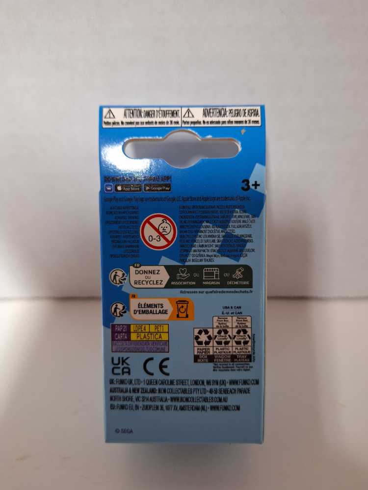 Sonic the Hedgehog:  Sonic With Ring - Sonic the Hedgehog vinyl figure collectible [Barcode 889698202893] - Main Image 2