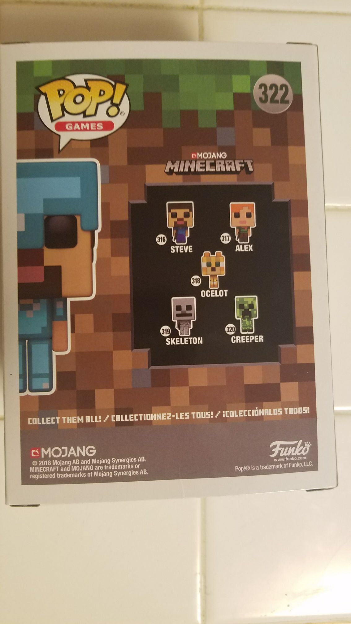 Minecraft - Steve in Diamond Armor  vinyl figure collectible [Barcode 889698264167] - Main Image 2